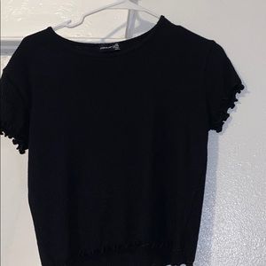 Black crop t-shirt